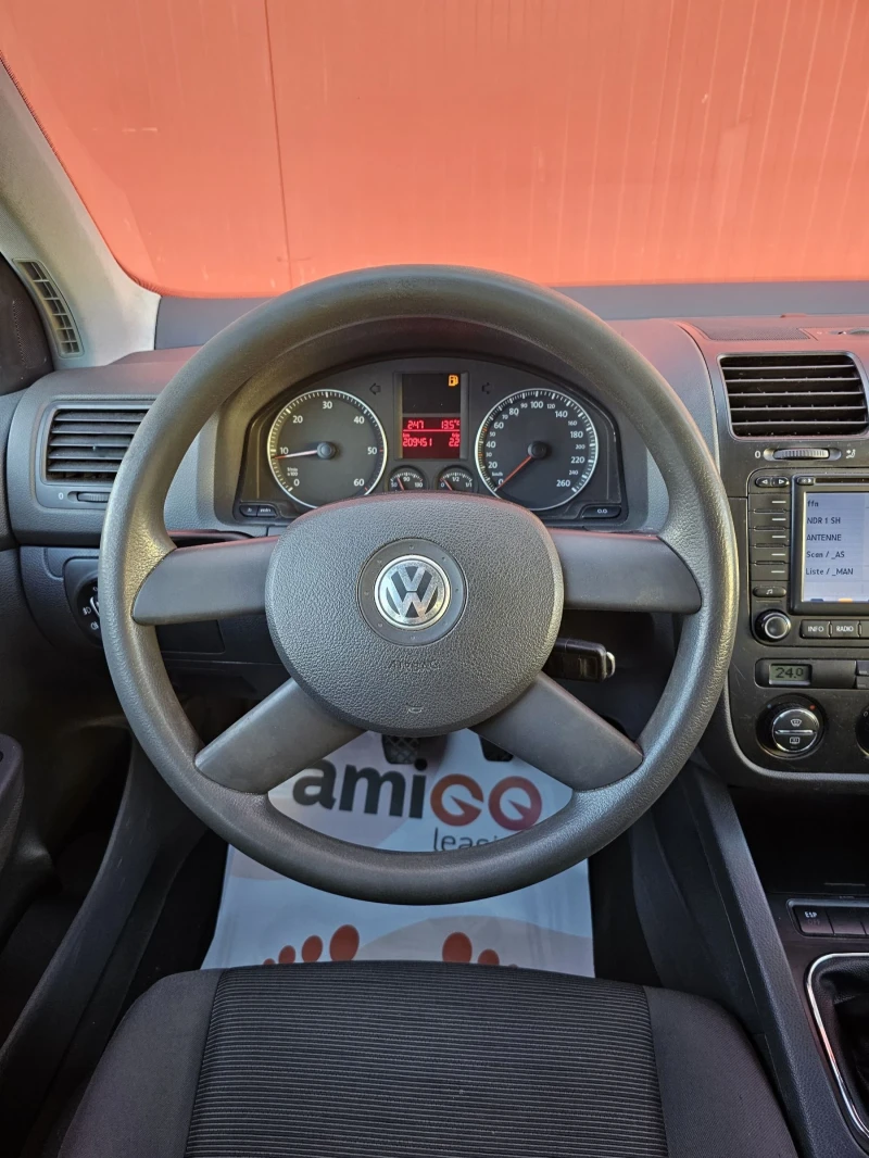 VW Golf 1.9 TDI, снимка 10 - Автомобили и джипове - 48392138