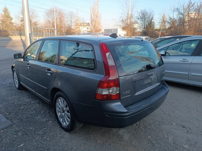 Volvo V50 2.0D/136ps, снимка 3 - Автомобили и джипове - 48827748