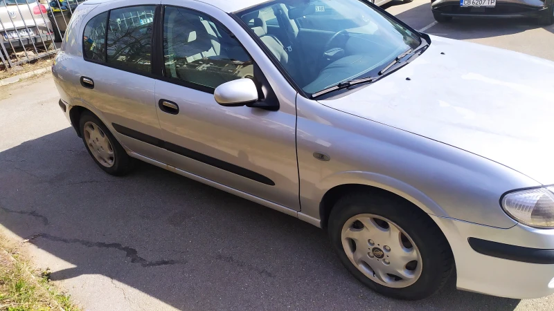 Nissan Almera, снимка 3 - Автомобили и джипове - 49449347