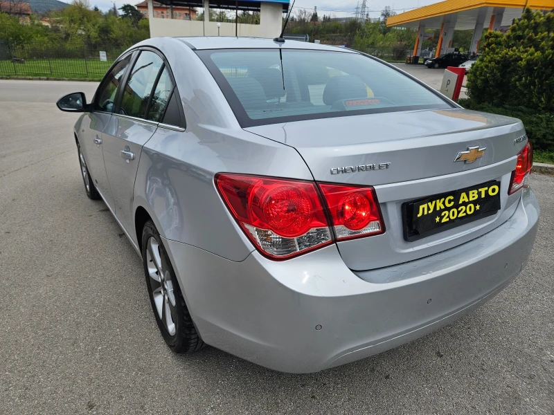 Chevrolet Cruze 2.0 перфектен , снимка 6 - Автомобили и джипове - 49847883