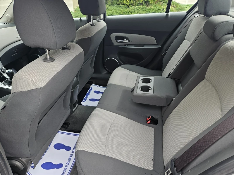 Chevrolet Cruze 2.0 перфектен , снимка 11 - Автомобили и джипове - 49847883