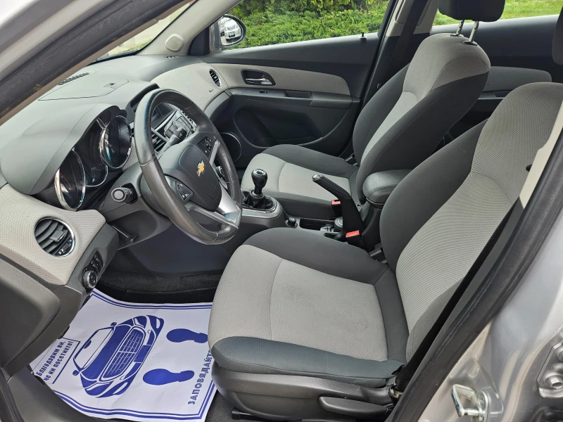 Chevrolet Cruze 2.0 перфектен , снимка 10 - Автомобили и джипове - 49847883
