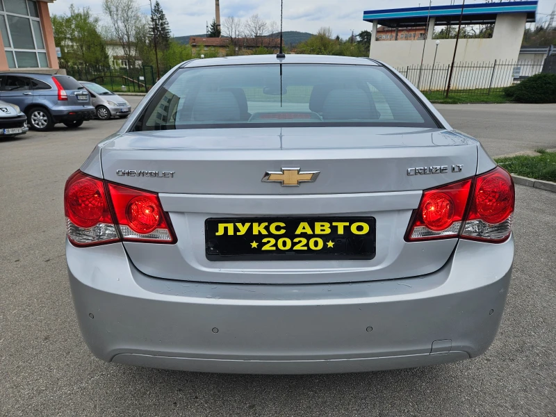 Chevrolet Cruze 2.0 перфектен , снимка 5 - Автомобили и джипове - 49847883