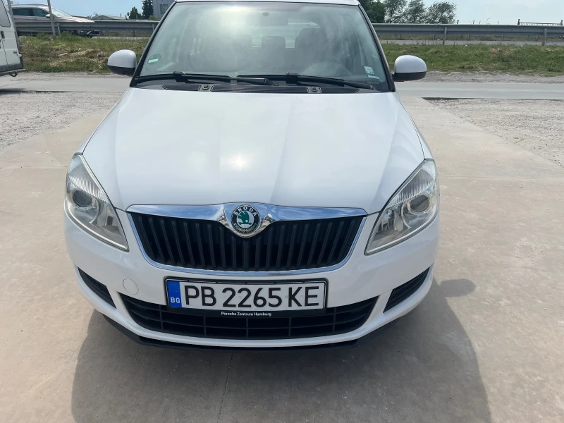 Skoda Fabia 1.6тди-Клима, снимка 8 - Автомобили и джипове - 50570321