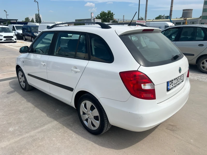 Skoda Fabia 1.6тди-Клима, снимка 5 - Автомобили и джипове - 50570321