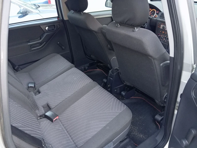 Opel Meriva 1, 4 бензин, снимка 10 - Автомобили и джипове - 52110121