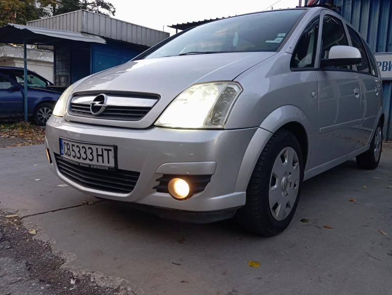 Opel Meriva 1, 4 бензин, снимка 2 - Автомобили и джипове - 52110121