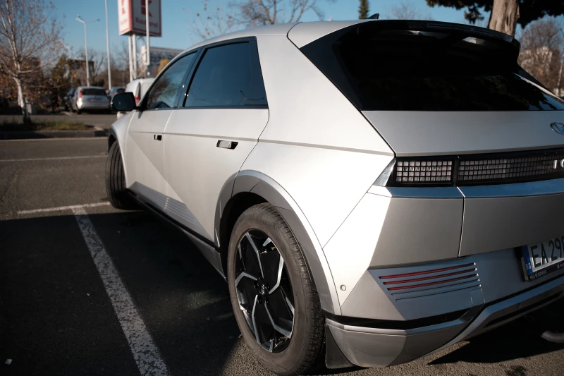 Hyundai Ioniq 5 Гаранция, КАСКО, Premium, снимка 5 - Автомобили и джипове - 52853108