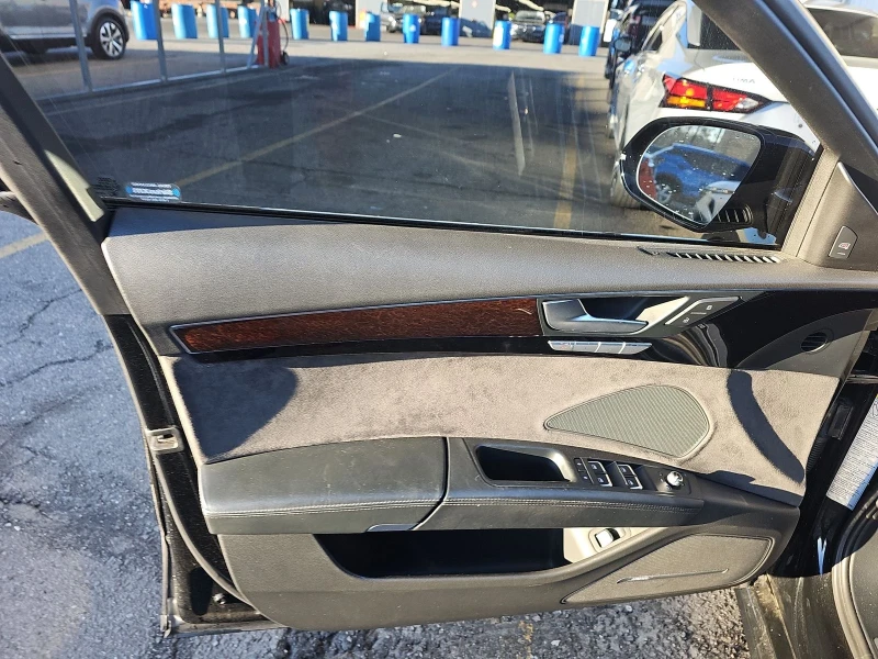Audi A8 L 4.0T Sport QUATTRO | BLACK OPTIC | ВАКУУМ | BOSE, снимка 10 - Автомобили и джипове - 53267080