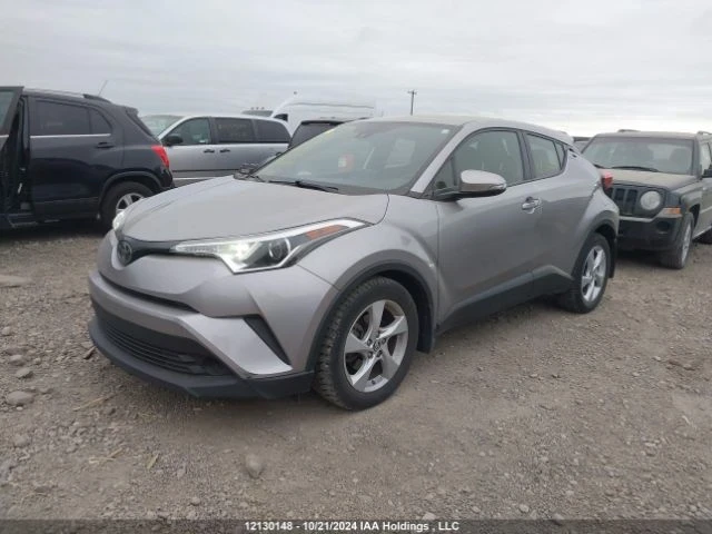 Toyota C-HR 2.0 Бензин XLE LIMITED/Градушкова/Подгрев/Камера, снимка 3 - Автомобили и джипове - 48216281