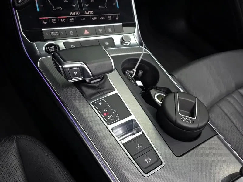 Audi A6 2.0 TFSI, снимка 9 - Автомобили и джипове - 55084768
