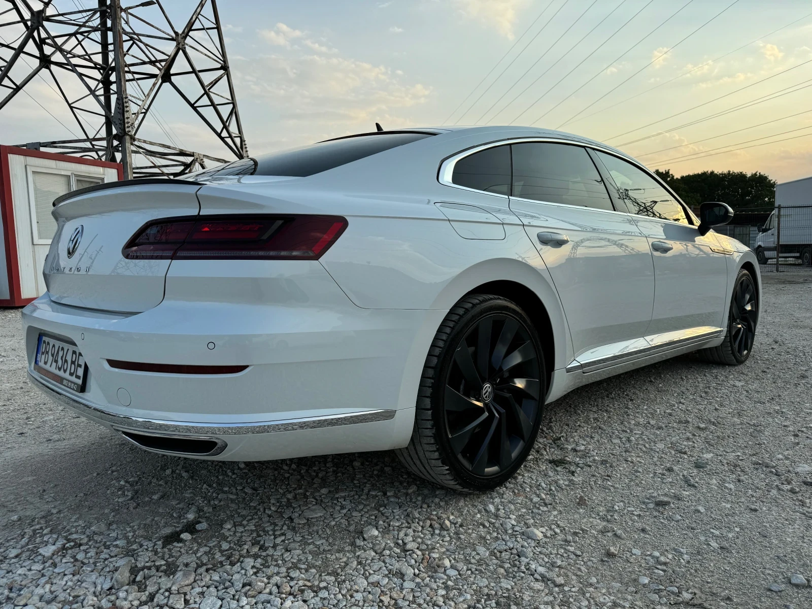 VW Arteon 4 MOTION / R-Line / 240 к.с. / ТЕГЛИЧ  - изображение 7