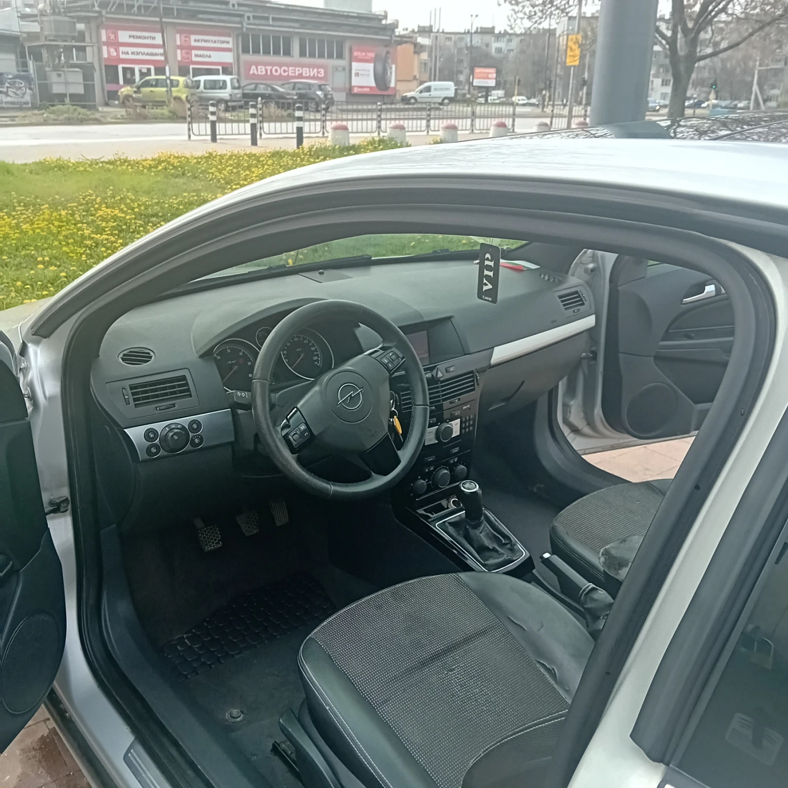 Opel Astra 1.7 GTC diesel Isuzu motor - изображение 2