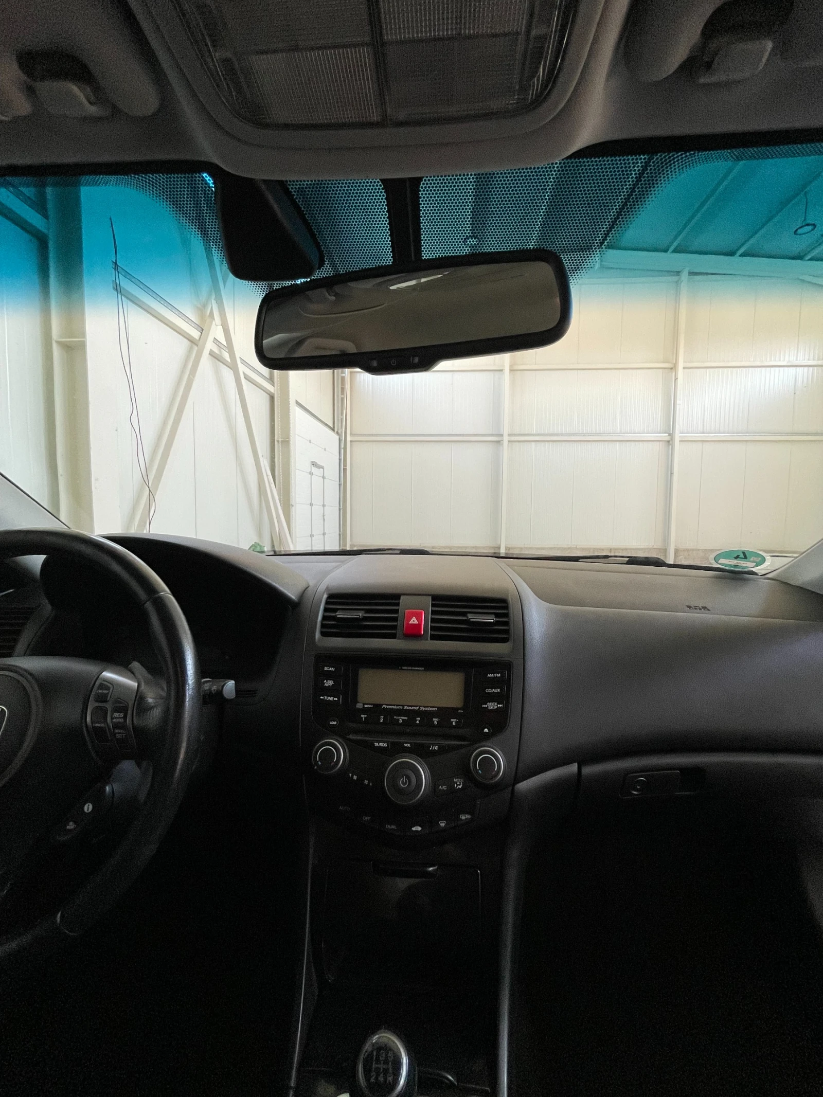 Honda Accord Facelift 2.0 i-Vtec - изображение 8