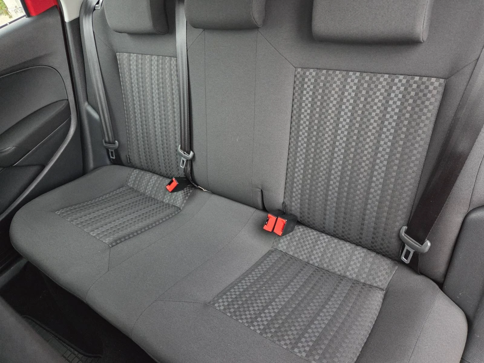 VW Polo 1.0 БЕНЗИН | Mobile.bg — изображение 11