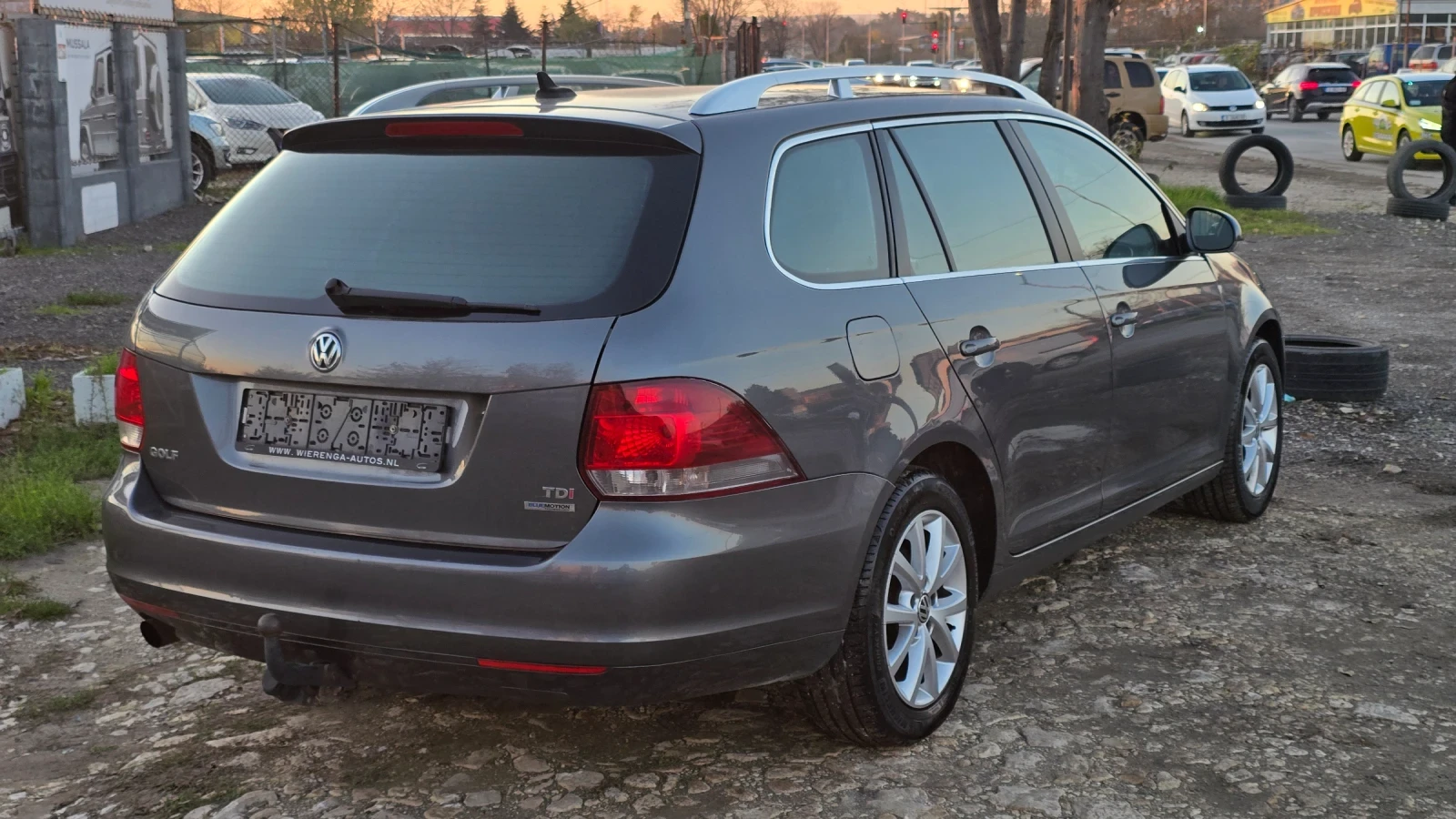 VW Golf 1.6TDI* NAVI - изображение 7