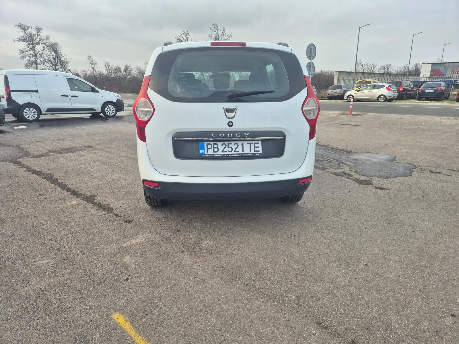 Dacia Lodgy 7-места 1, 5-DCI - изображение 4