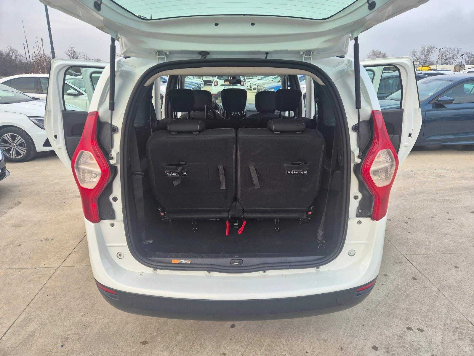Dacia Lodgy 7-����� 1, 5-DCI | Mobile.bg � ����������� 11