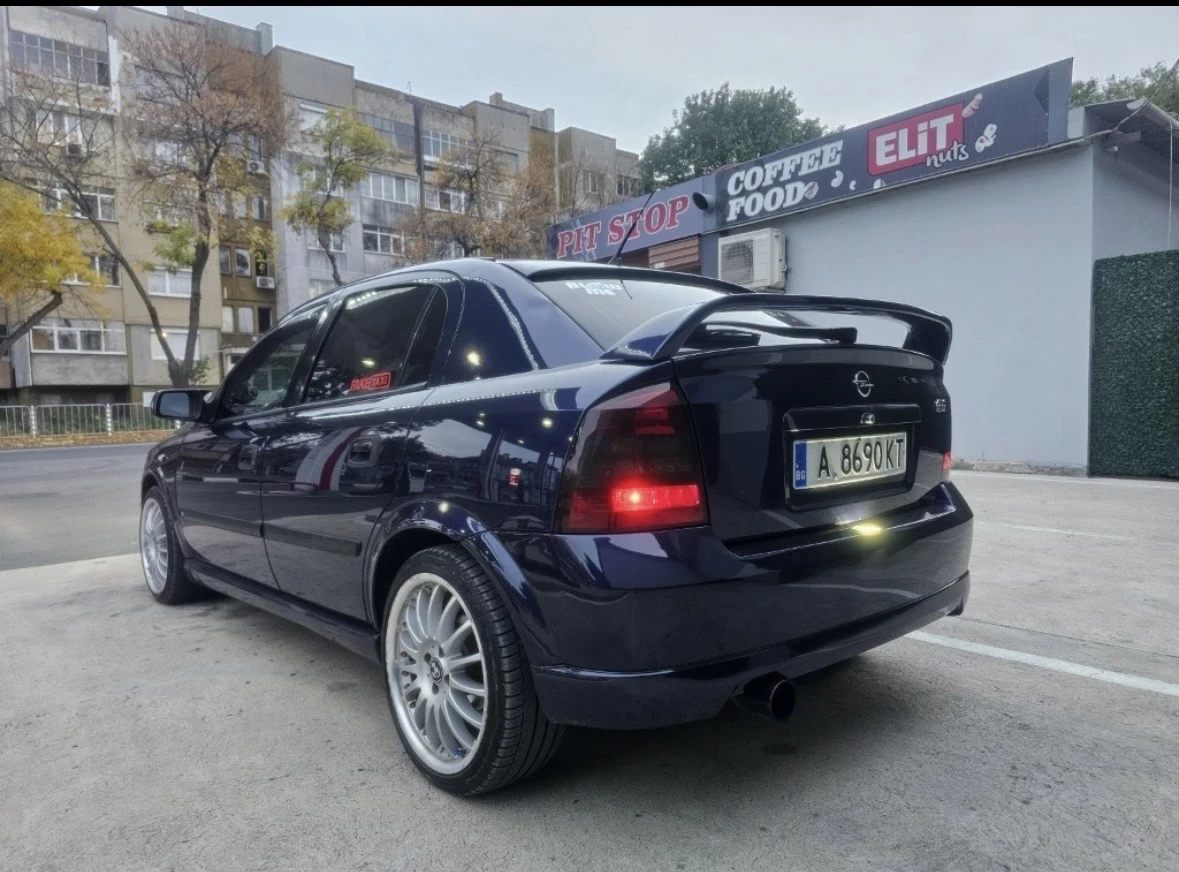 Opel Astra, снимка 7 - Автомобили и джипове - 54041411