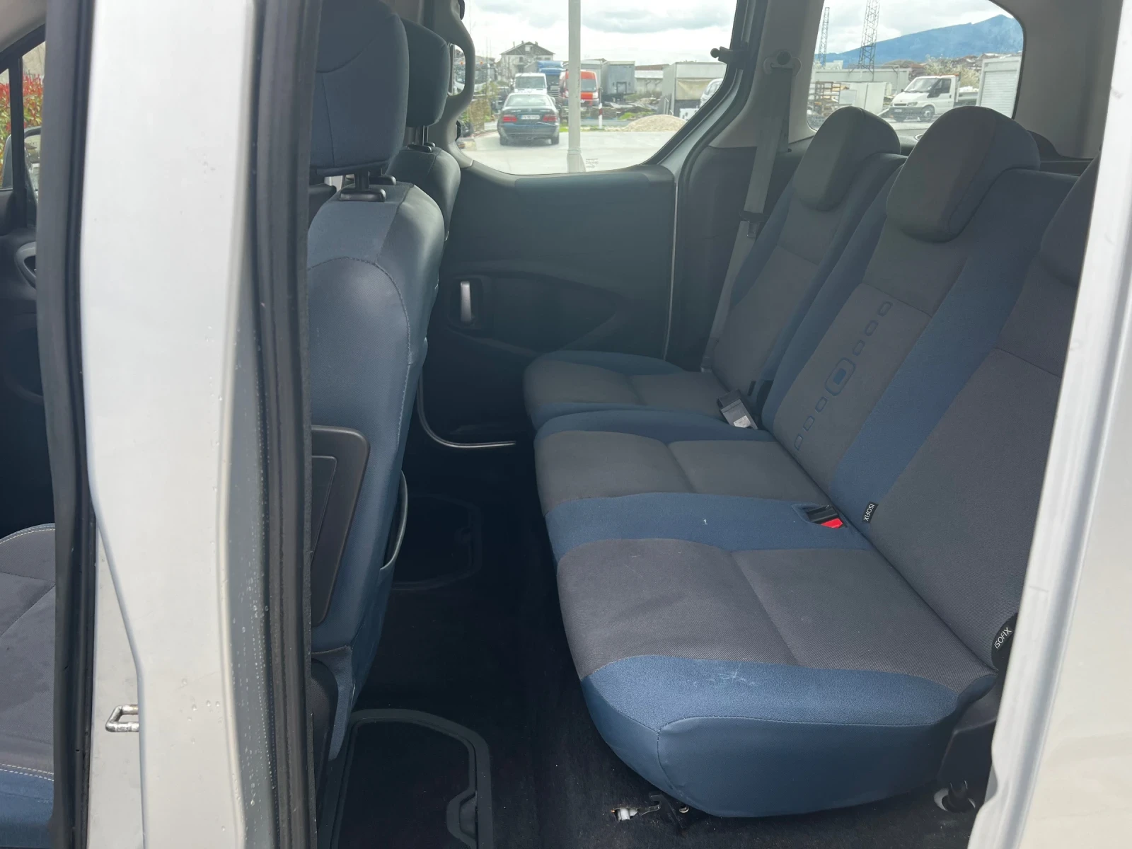 Citroen Berlingo 1.6D, снимка 8 - Автомобили и джипове - 54216323