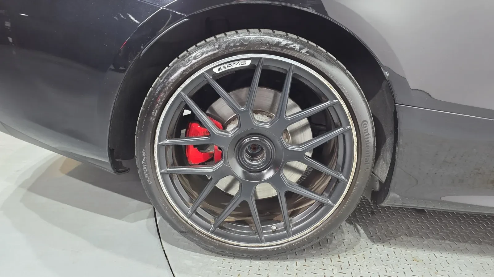 Mercedes-Benz E 400 AMG line/Head up/360 Cam/Подгрев/Обдух/, снимка 16 - Автомобили и джипове - 54766216