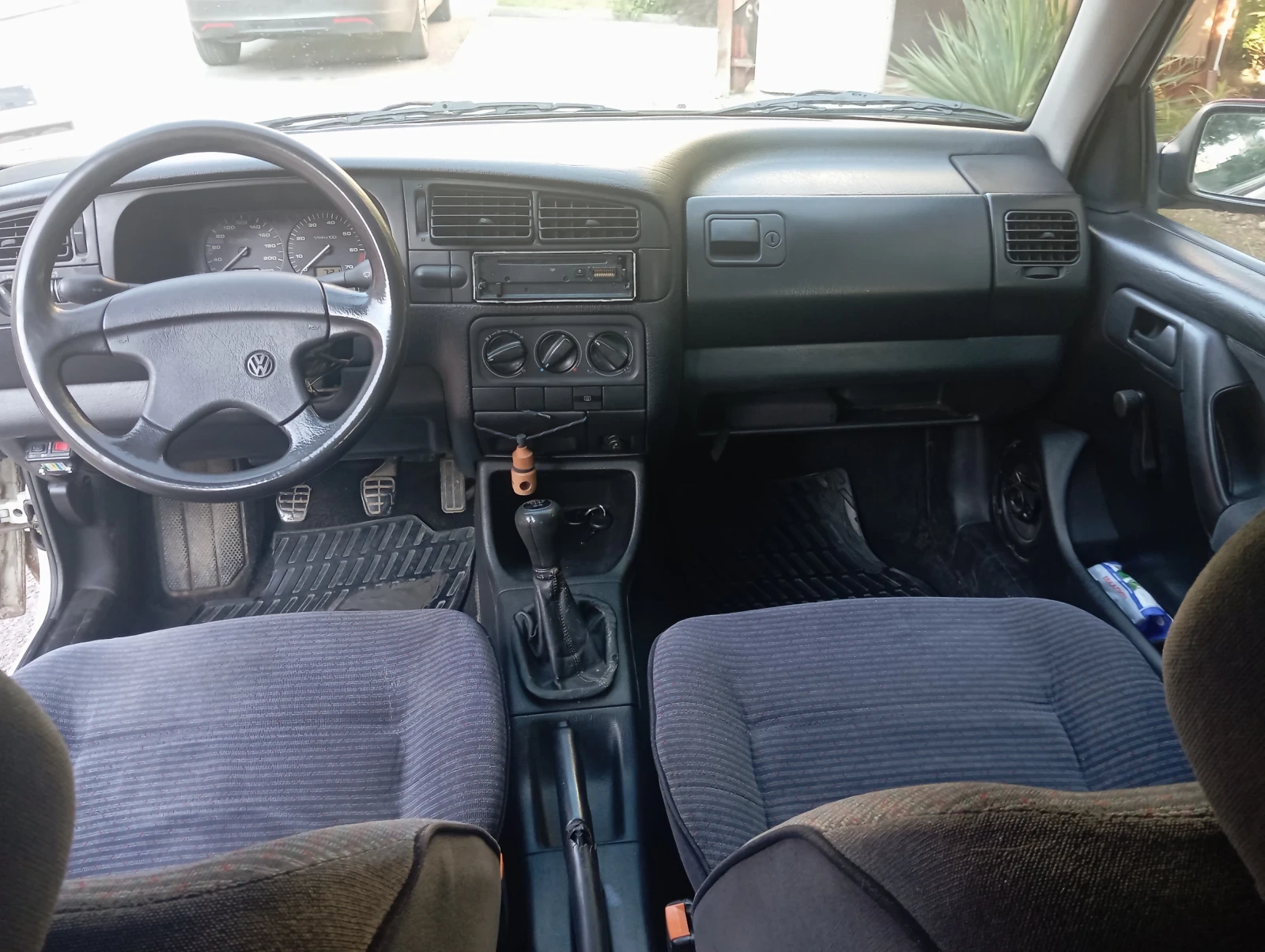 VW Golf, снимка 9 - Автомобили и джипове - 54898945