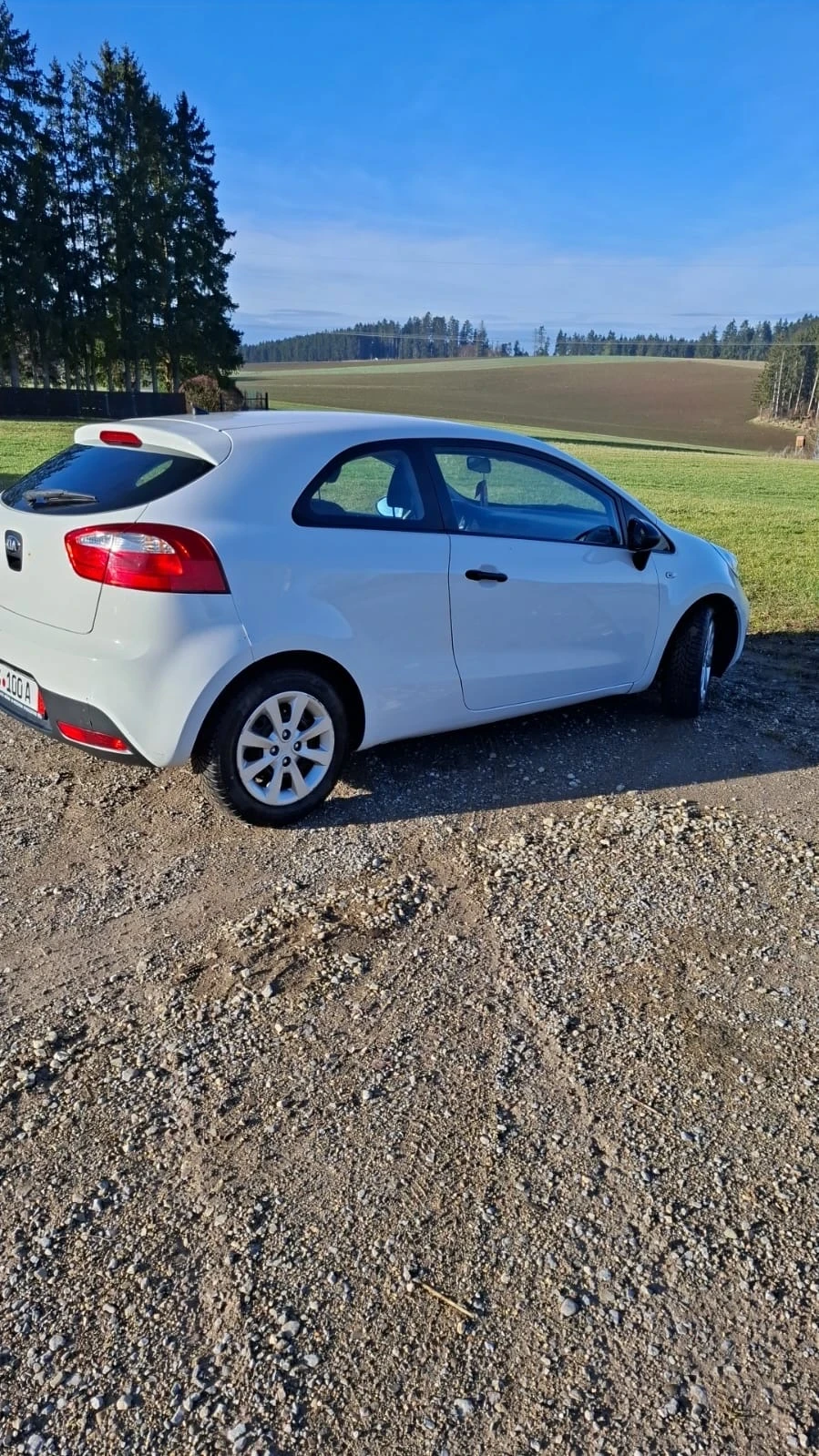 Kia Rio, снимка 3 - Автомобили и джипове - 55179347