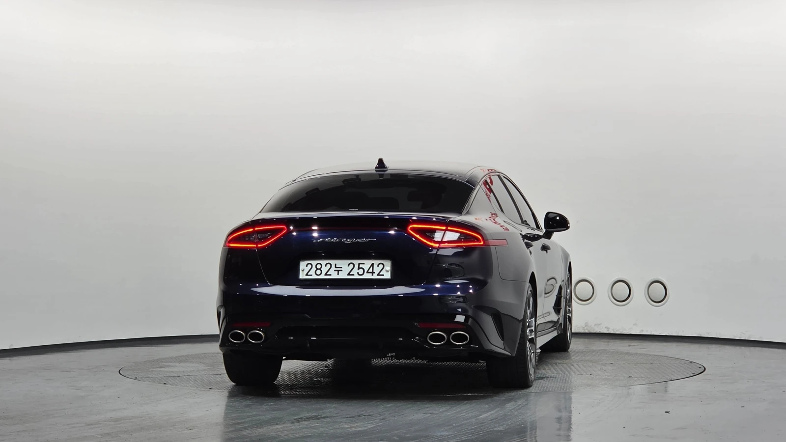 Kia Stinger 2WD Platinum Disi/LineAssist/Обдухване, снимка 4 - Автомобили и джипове - 55189656