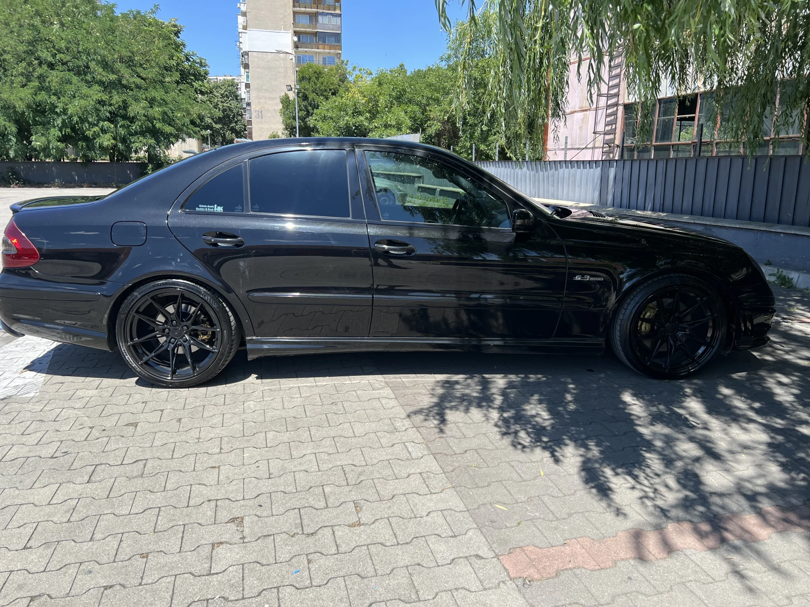 Mercedes-Benz E 500 Е63 AMG пакет , keyless Go, снимка 3 - Автомобили и джипове - 55256733