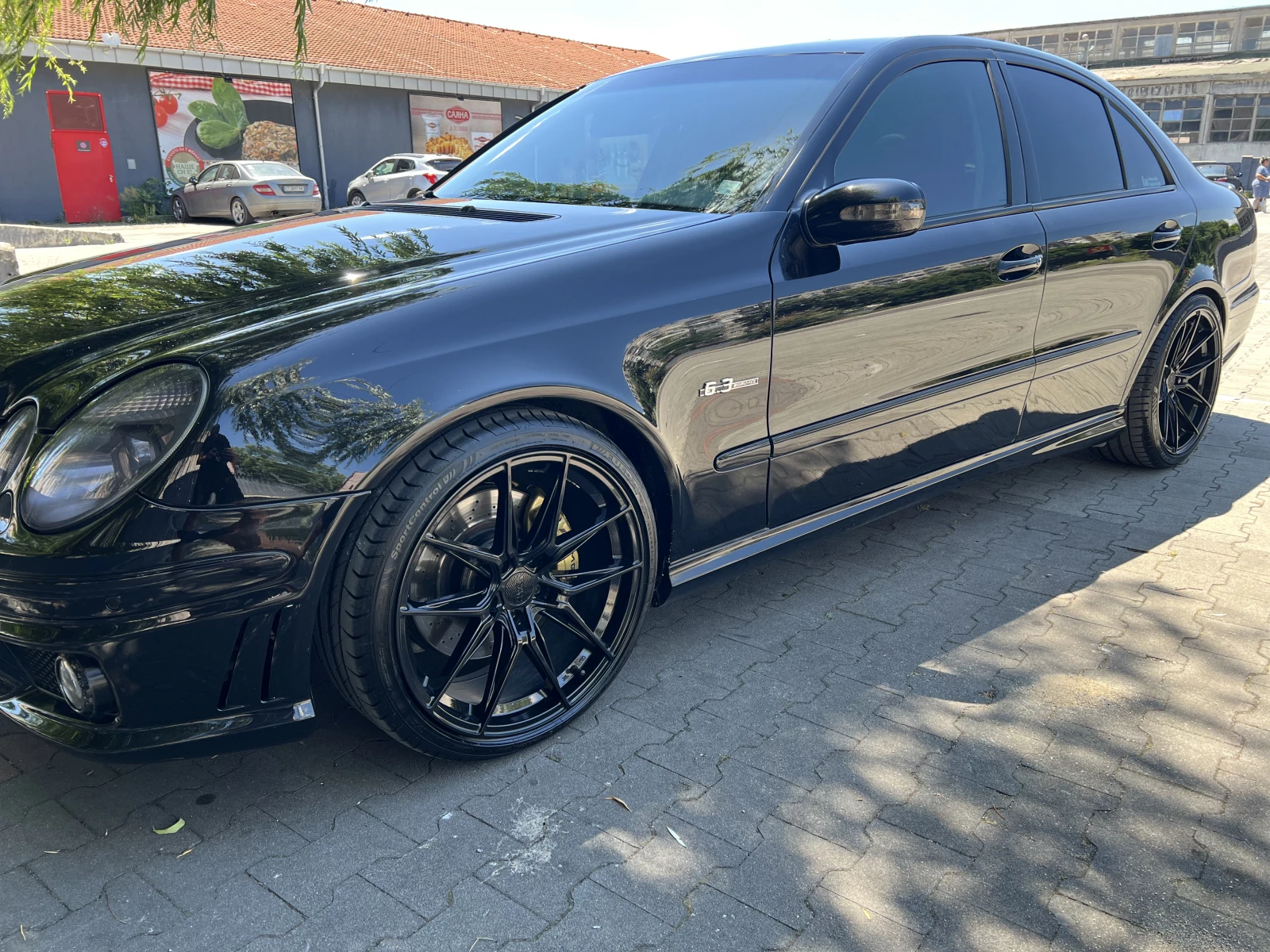 Mercedes-Benz E 500 Е63 AMG пакет , keyless Go
