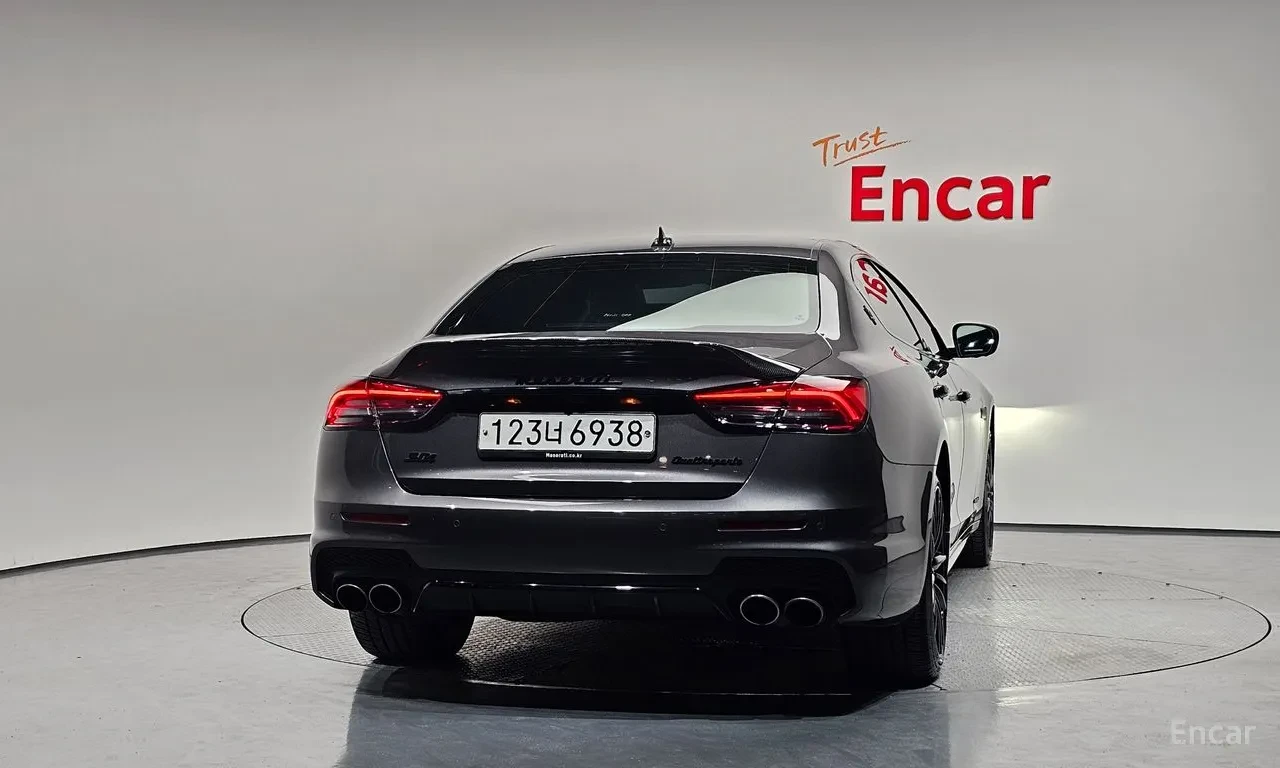 Maserati Quattroporte S* Q4* ОБДУХВАНЕ* ДИСТРОНИК* 360КАМЕРА* , снимка 4 - Автомобили и джипове - 55449860