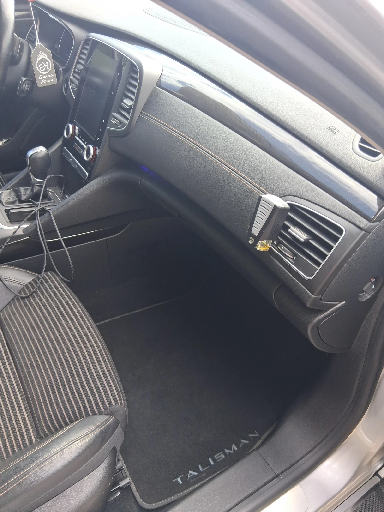 Renault Talisman, снимка 12 - Автомобили и джипове - 55514990