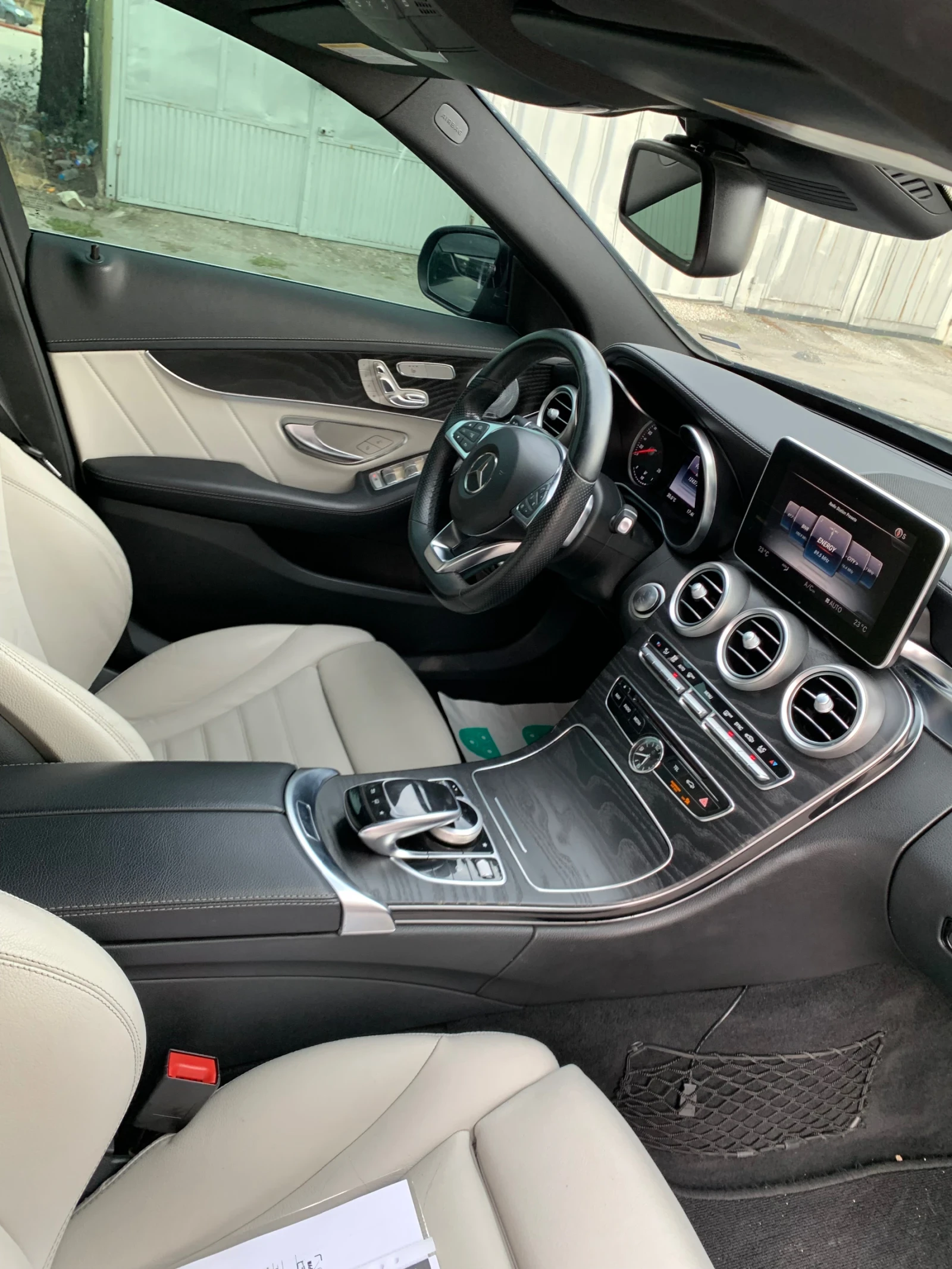 Mercedes-Benz C 400, снимка 8 - Автомобили и джипове - 55559845
