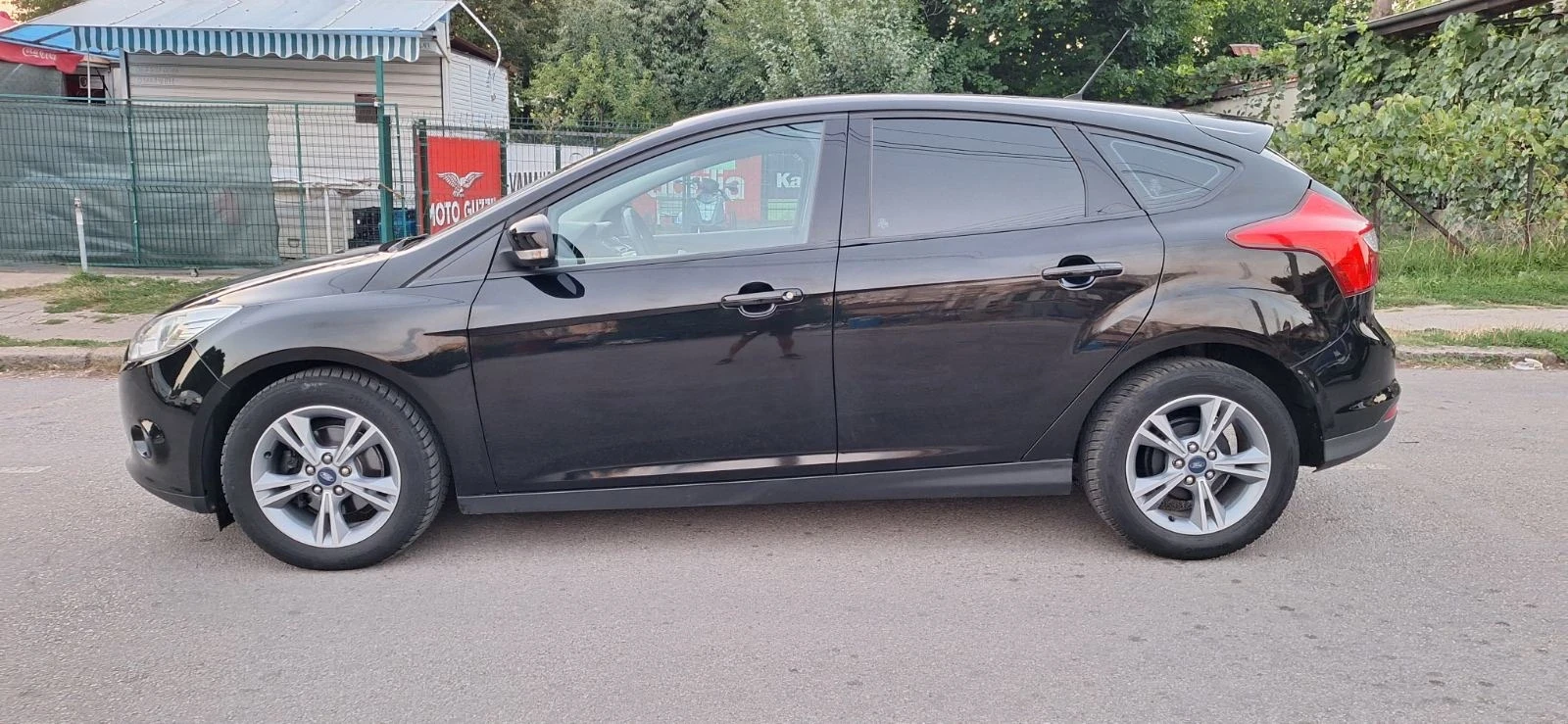 Ford Focus 1.6i/86к.с, снимка 4 - Автомобили и джипове - 55619679