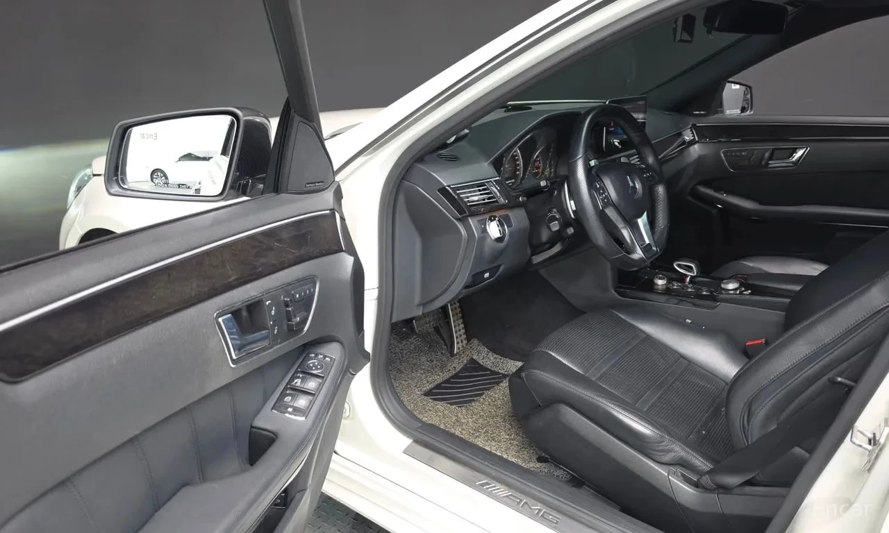 Mercedes-Benz E 63 AMG * E63 * ЦЕНА ДО БГ, снимка 10 - Автомобили и джипове - 55800929