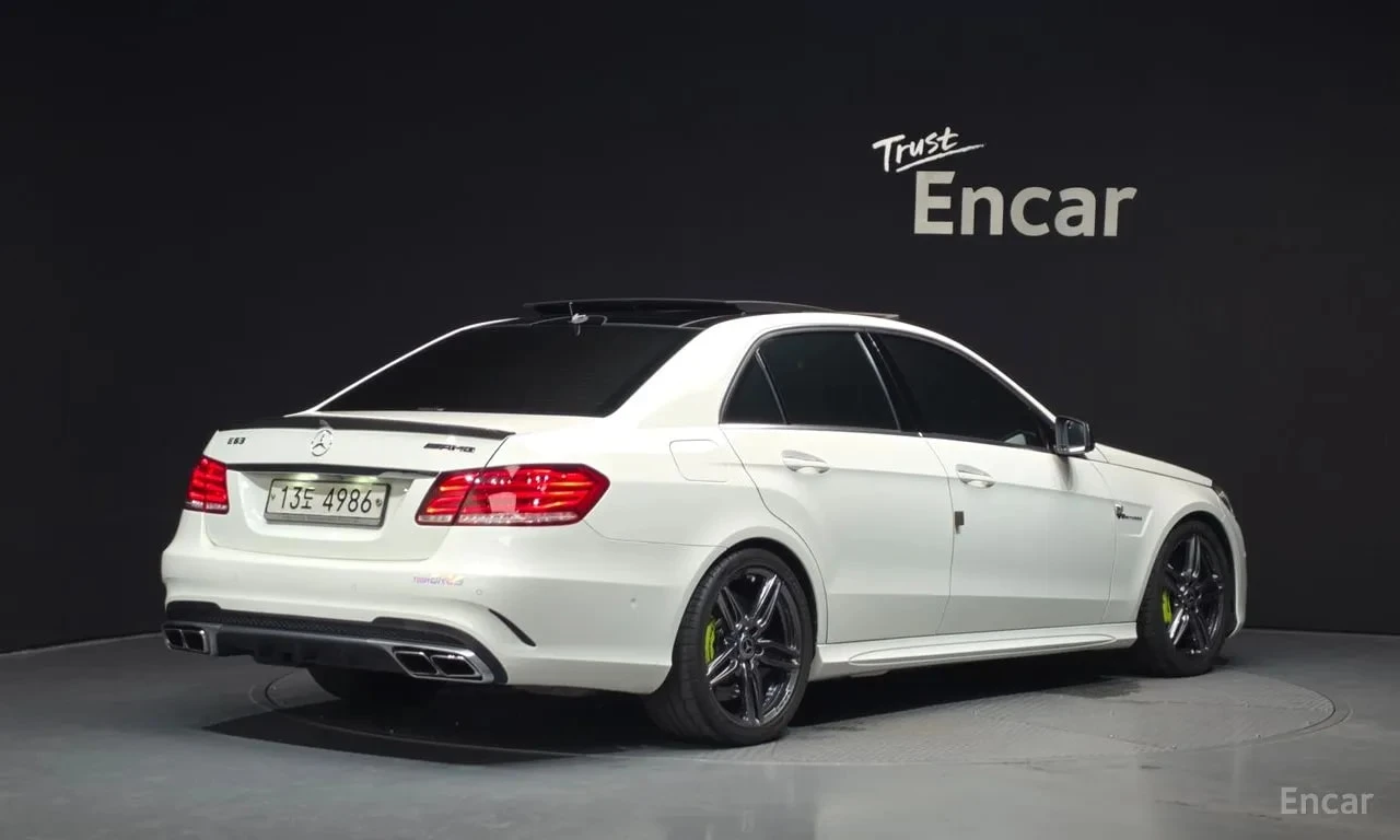 Mercedes-Benz E 63 AMG * E63 * ЦЕНА ДО БГ, снимка 2 - Автомобили и джипове - 55800929