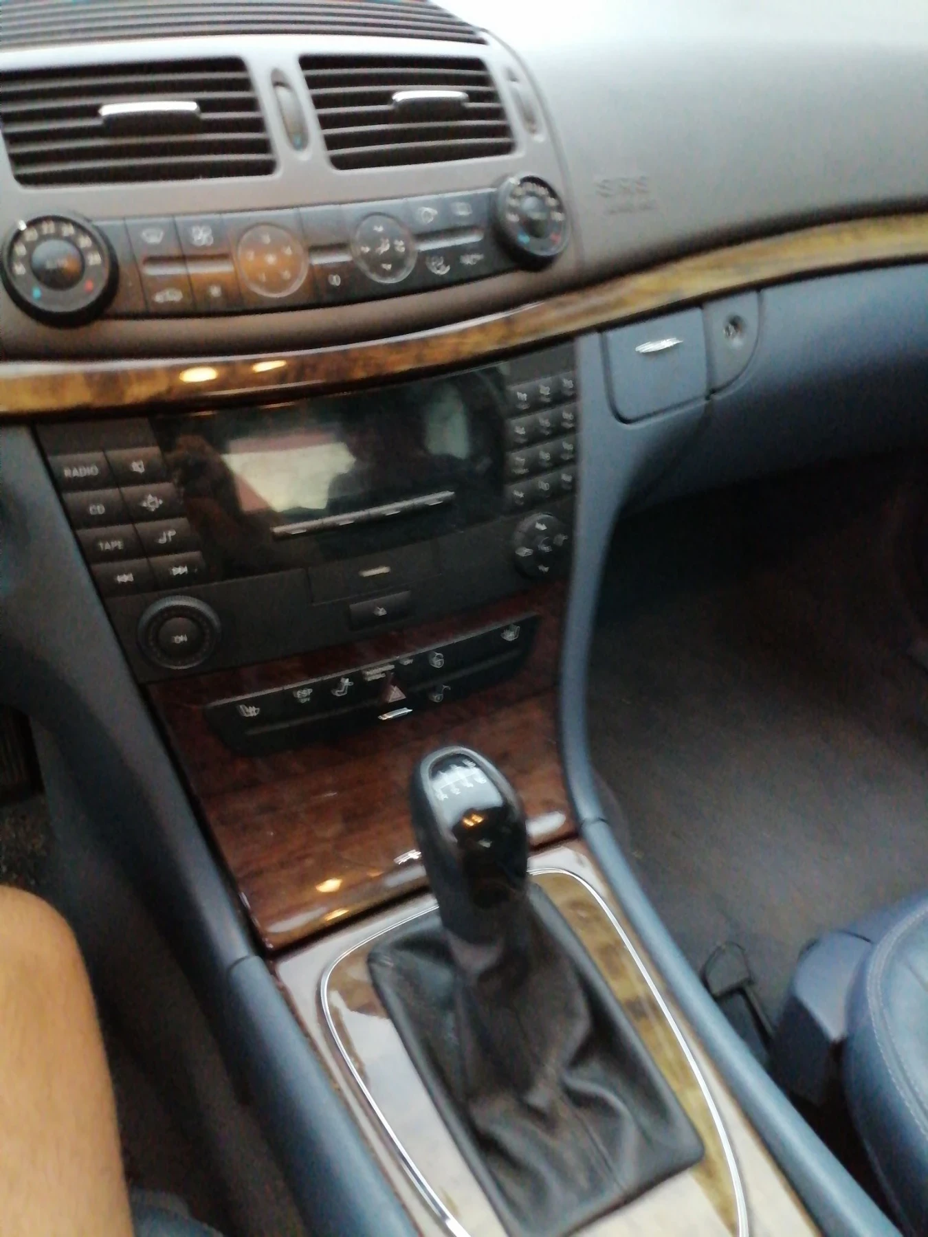 Mercedes-Benz E 220 E220cdi, снимка 4 - Автомобили и джипове - 55867714