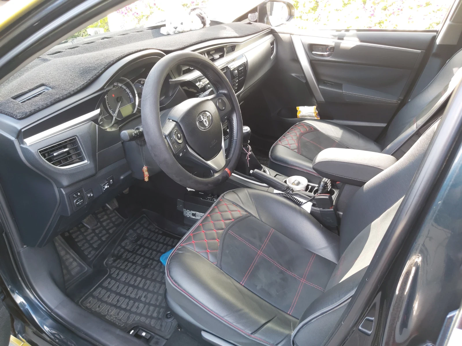 Toyota Corolla 1.3 lpg, снимка 2 - Автомобили и джипове - 56112000