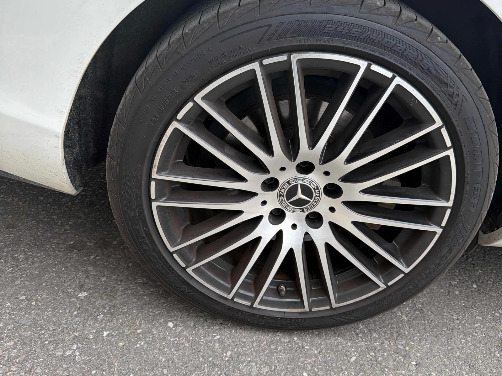 Mercedes-Benz C 300 * АВТОКРЕДИТ БЕЗ ПЪРВОНАЧАЛНА ВНОСКА* , снимка 7 - Автомобили и джипове - 56149037