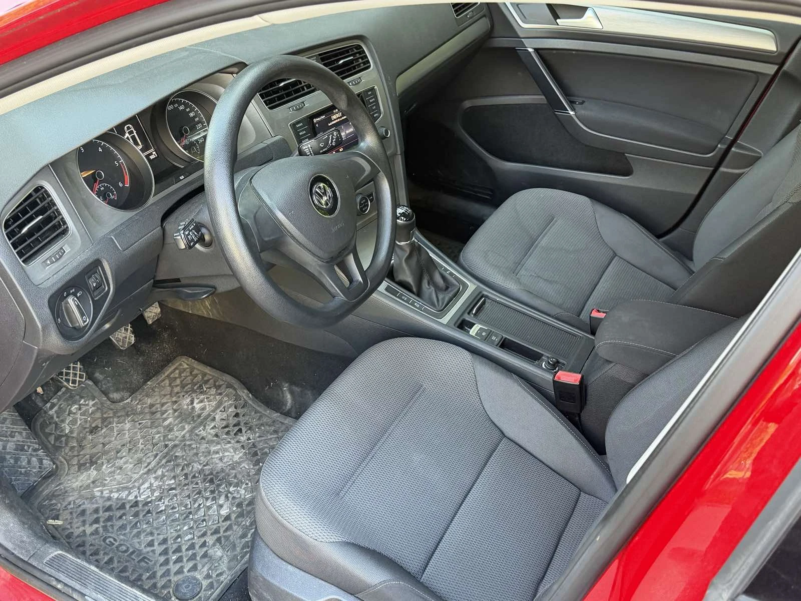 VW Golf Variant 2.0 TDI 4motion, снимка 9 - Автомобили и джипове - 56644330