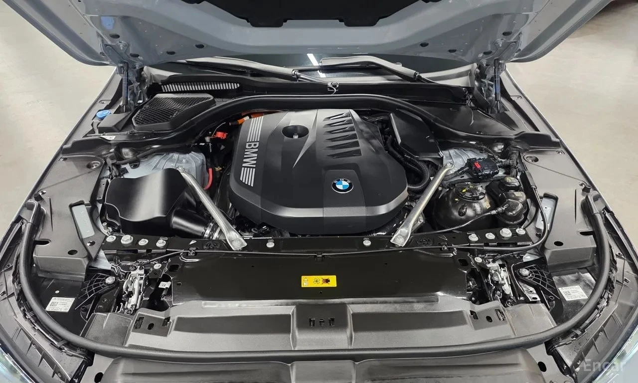 BMW 550 * 550e xDrive M Sport Pro * , снимка 6 - Автомобили и джипове - 56748484