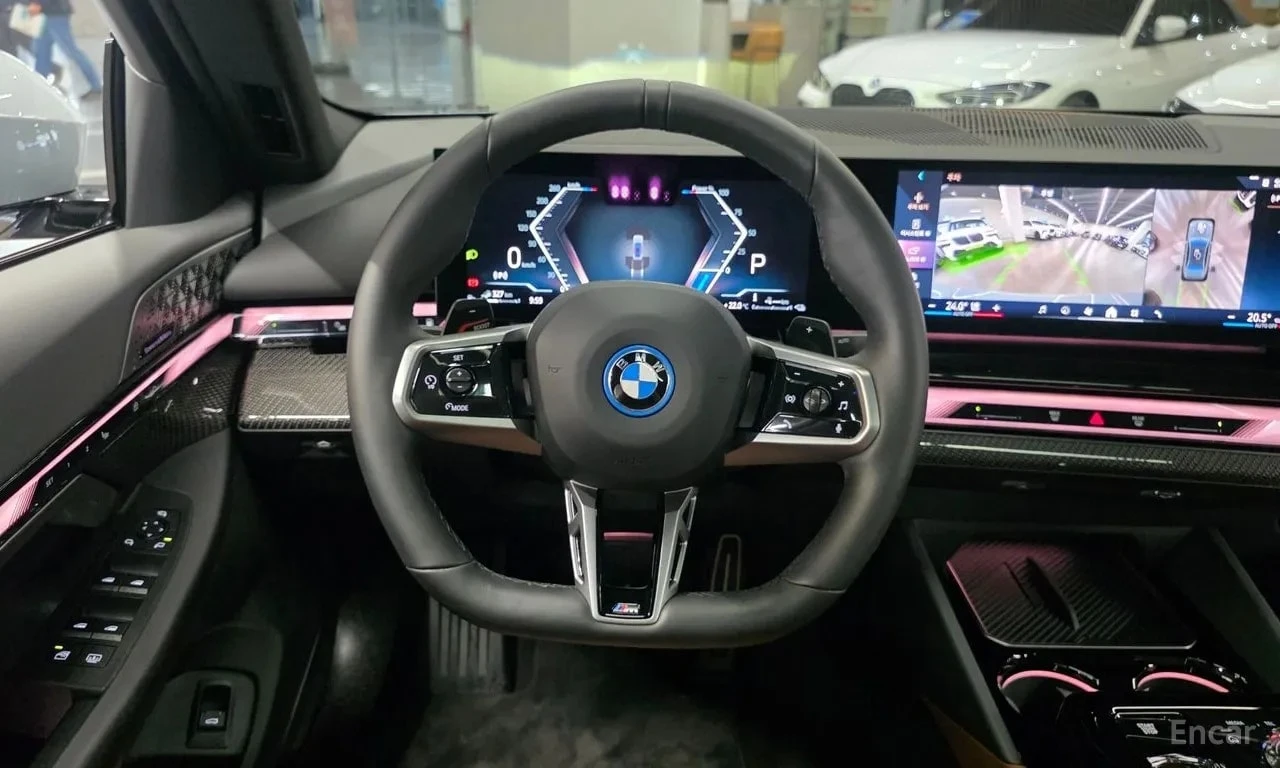 BMW 550 * 550e xDrive M Sport Pro * , снимка 17 - Автомобили и джипове - 56748484