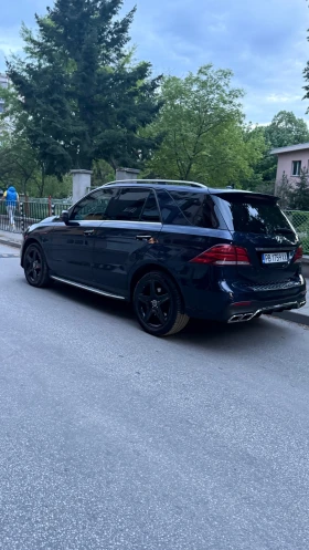 Mercedes-Benz GLE 400 4MATIC, снимка 4