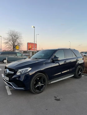  Mercedes-Benz GLE 40...