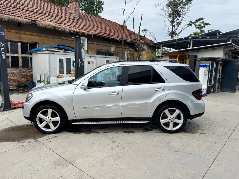 Mercedes-Benz ML 320 Edition 10, снимка 5 - Автомобили и джипове - 51886261