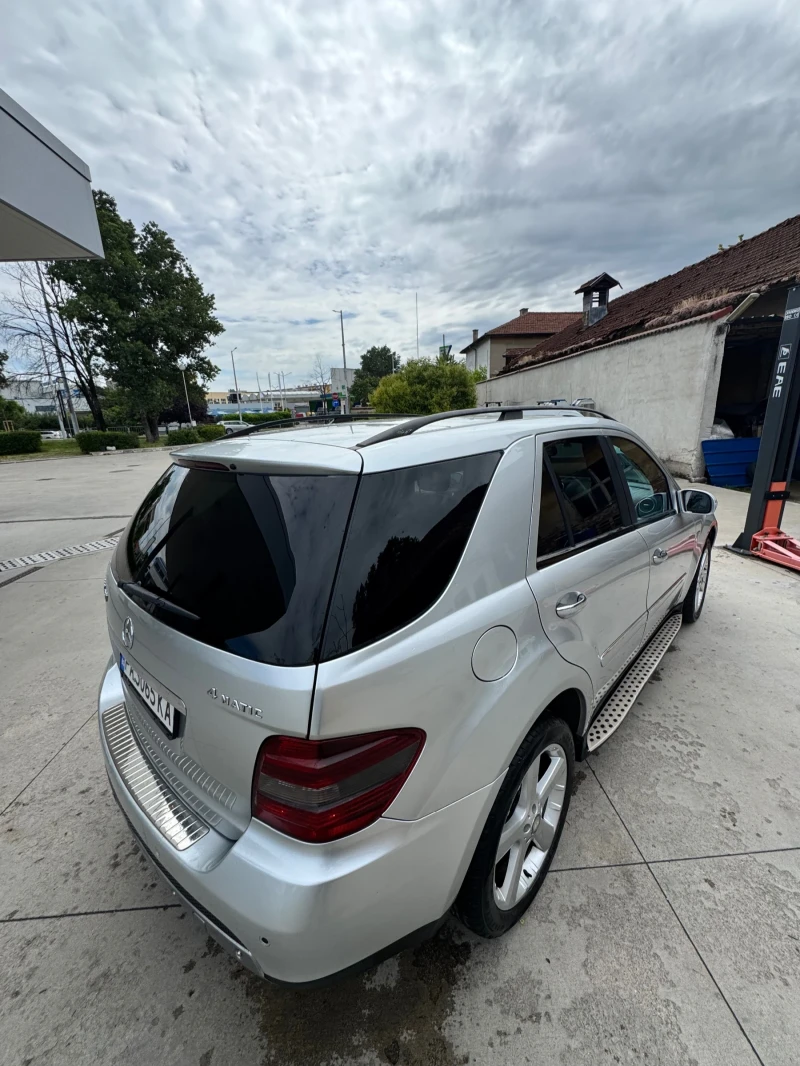 Mercedes-Benz ML 320 Edition 10, снимка 9 - Автомобили и джипове - 51886261