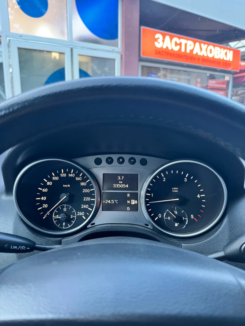 Mercedes-Benz ML 320 Edition 10, снимка 10 - Автомобили и джипове - 51886261