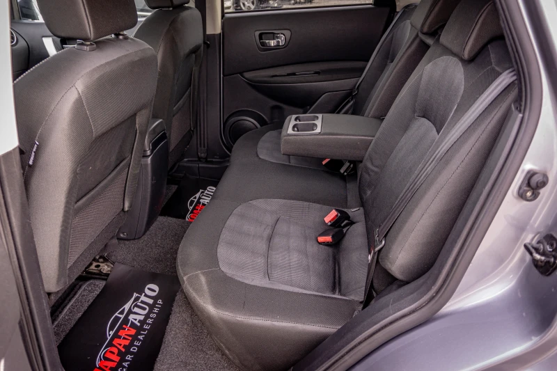 Nissan Qashqai 2.0i 4x4 AUTOMATIC С ГАРАНЦИЯ!, снимка 14 - Автомобили и джипове - 52442925