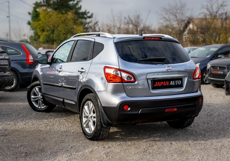 Nissan Qashqai 2.0i 4x4 AUTOMATIC С ГАРАНЦИЯ!, снимка 5 - Автомобили и джипове - 52442925