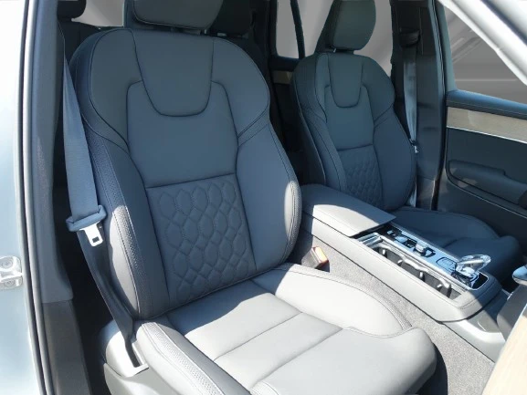 Volvo Xc90 T8 Recharge AWD = Plus Dark = 7 Seats Гаранция, снимка 9 - Автомобили и джипове - 55752741